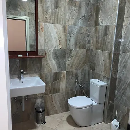 Arandi Ag Hotel