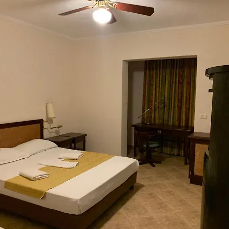 Arandi Ag Mjull-Bethore