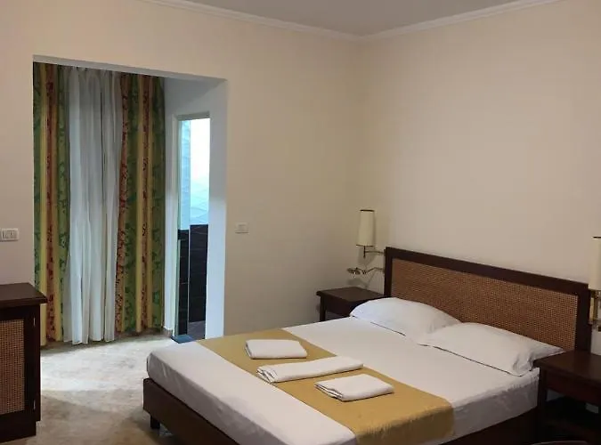 Arandi Ag Hotel Mjull-Bethore