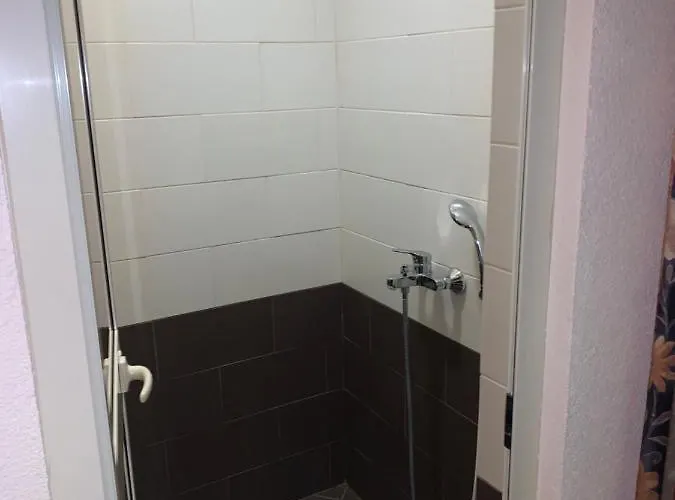 Arandi Ag Hotel Mjull-Bethore